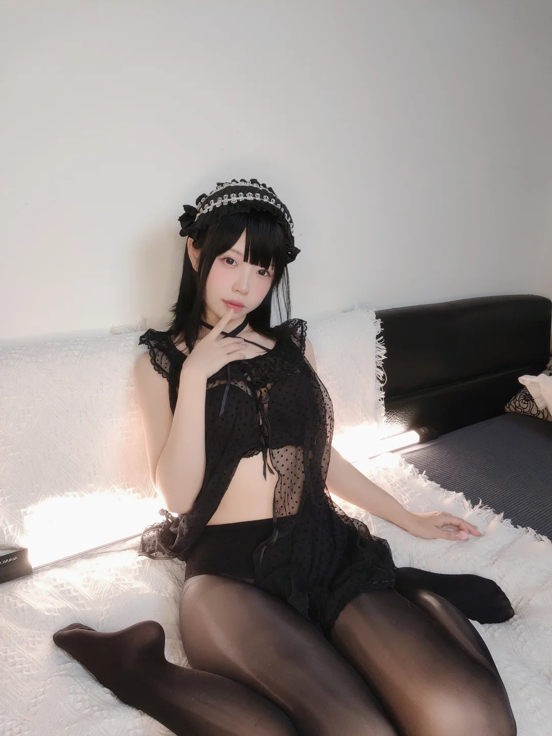 十万珍吱伏特 - 白咝兔女郎 [60P-117MB] tg@simisebaisi 【丝足阁】019.webp